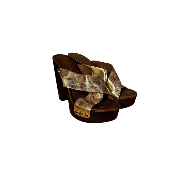 Y2K Gold Platform Clogs - Picture 3 of 4